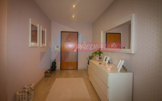 Apartamento T4 no centro da Vila de Prado
